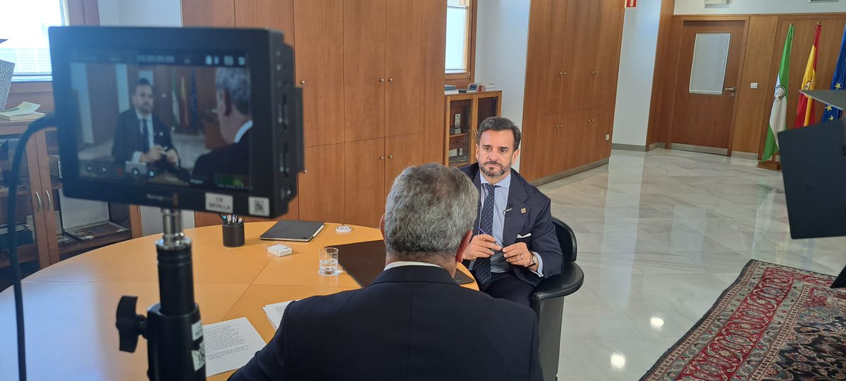 📺 Esta mañana el programa <a href="/ParlamentoCS/">Parlamento Andaluz</a>  ha entrevistado al presidente de la <a href="/CamaraCuentas/">Cámara de Cuentas de Andalucía</a>, <a href="/macarflo/">Manuel Alejandro Cardenete</a>. 
📅 La entrevista se emitirá en <a href="/canalsur/">CanalSur</a> el domingo, 9 de noviembre, a las 8.30 horas.