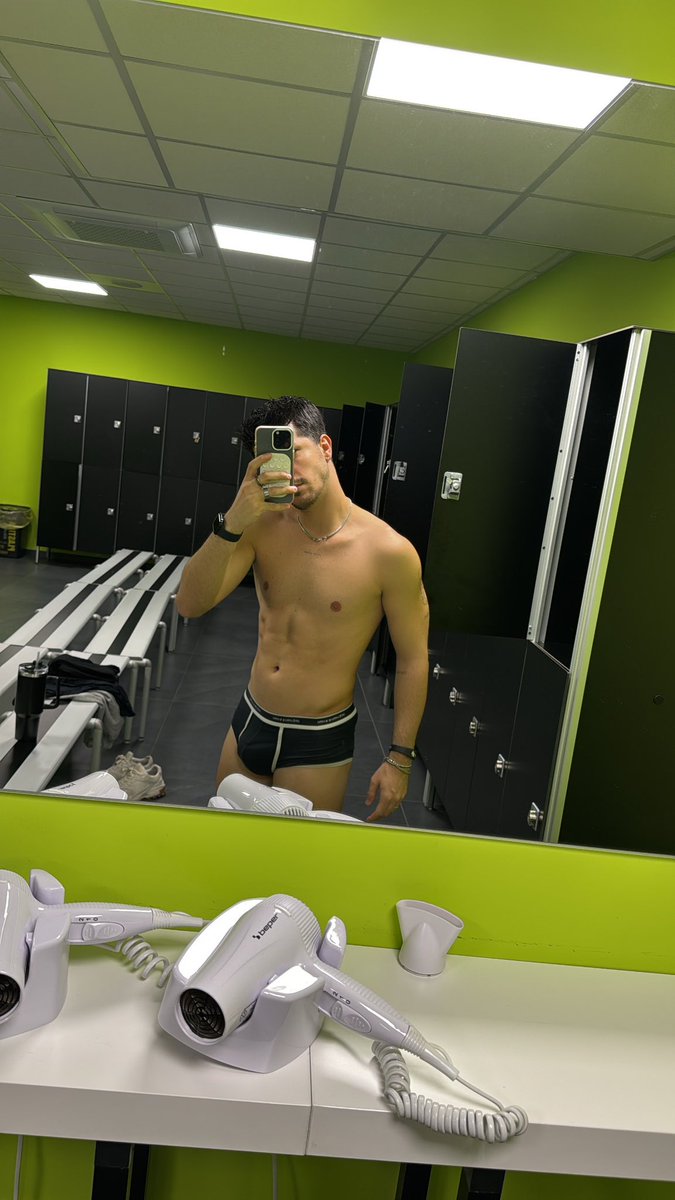 badboymat222's tweet image. Buon lunedì ☀️