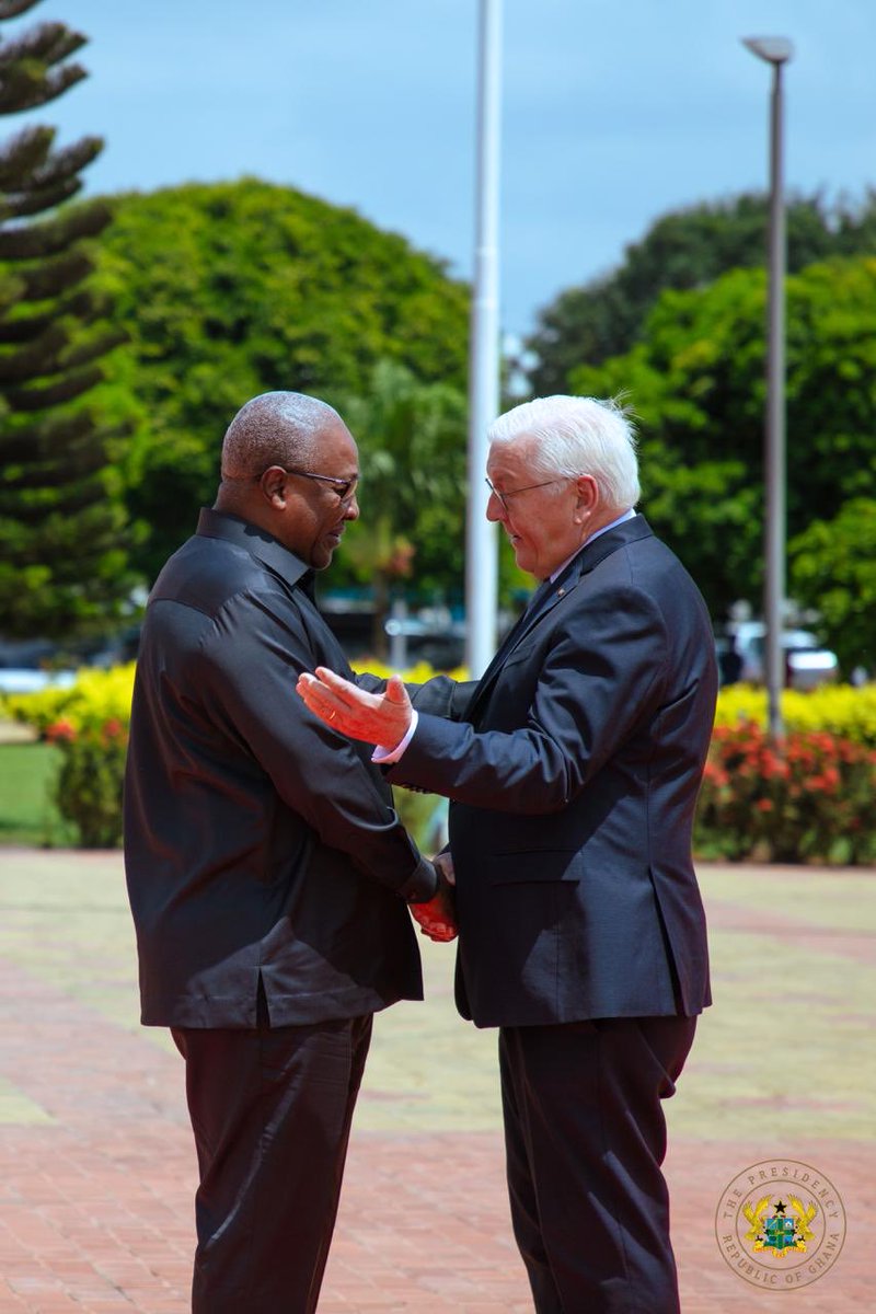 Presidential swag. ❤️❤️