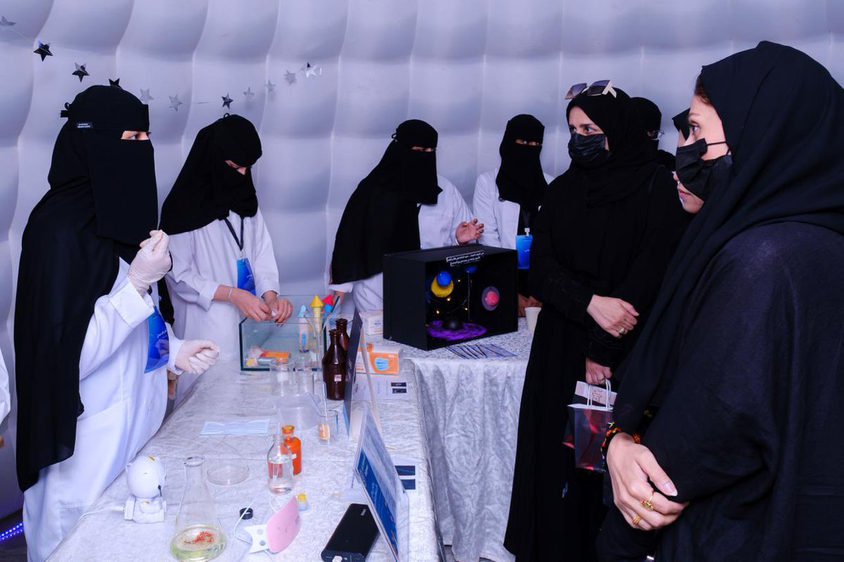 جامعة جدة tweet media