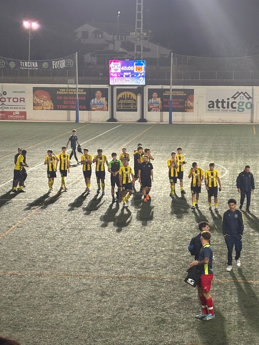 Crevillente Deportivo A 0 Betis Florida 2

Tercera consecutiva, primera portería a cero… Siendo honrados y sacrificados en el esfuerzo nada nos puede salir mal. Trabajo, trabajo y más trabajo!! 🐝🍍💪🏼