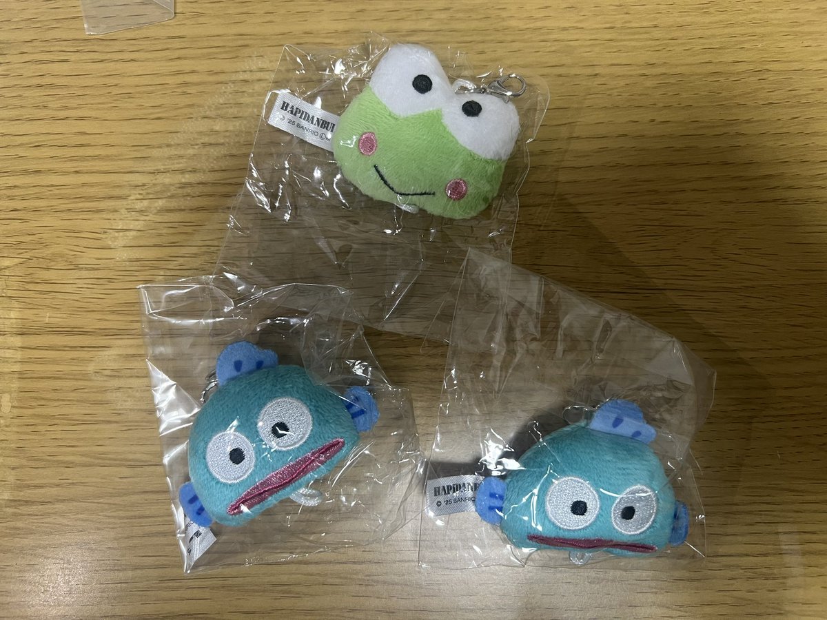 hanapippi_17's tweet photo. サンリオ　はぴたんぶい　交換

【譲】写真ご参照ください。
シナモン、ケロッピ、マイメロ、クロミ、ハンギョドン

【求】全てペックル

郵送での交換となります。
お気軽にお声かけください🙇‍♀️ https://t.co/1COclO8OHp