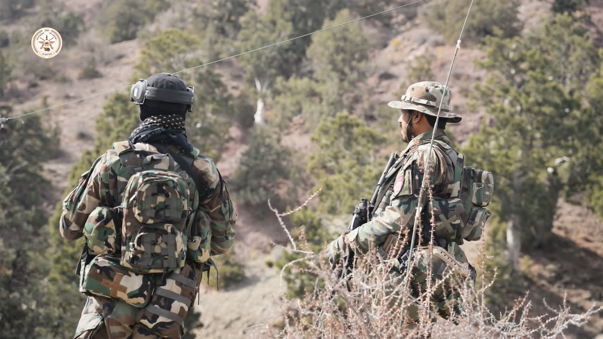 188. ہماری فوج میں وفاداری، بہادری اور استقامت کی روح بسی ہوئی ہے۔  
#ملي_اسلامي_اردو  
<a href="/Haqmal310/">حقمل {𝐇𝐚𝐪𝐦𝐚𝐥}</a>