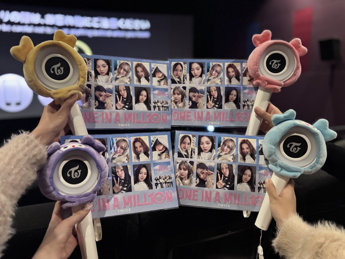 改めて10周年おめでとう㊗️💕
世界で1番大好きな紗夏ちゃん幸せでいてね（涙）
#TWICE #TWICE_10th_Anniversary #ONEINAMILL10N #TWICE映画キャンペーン