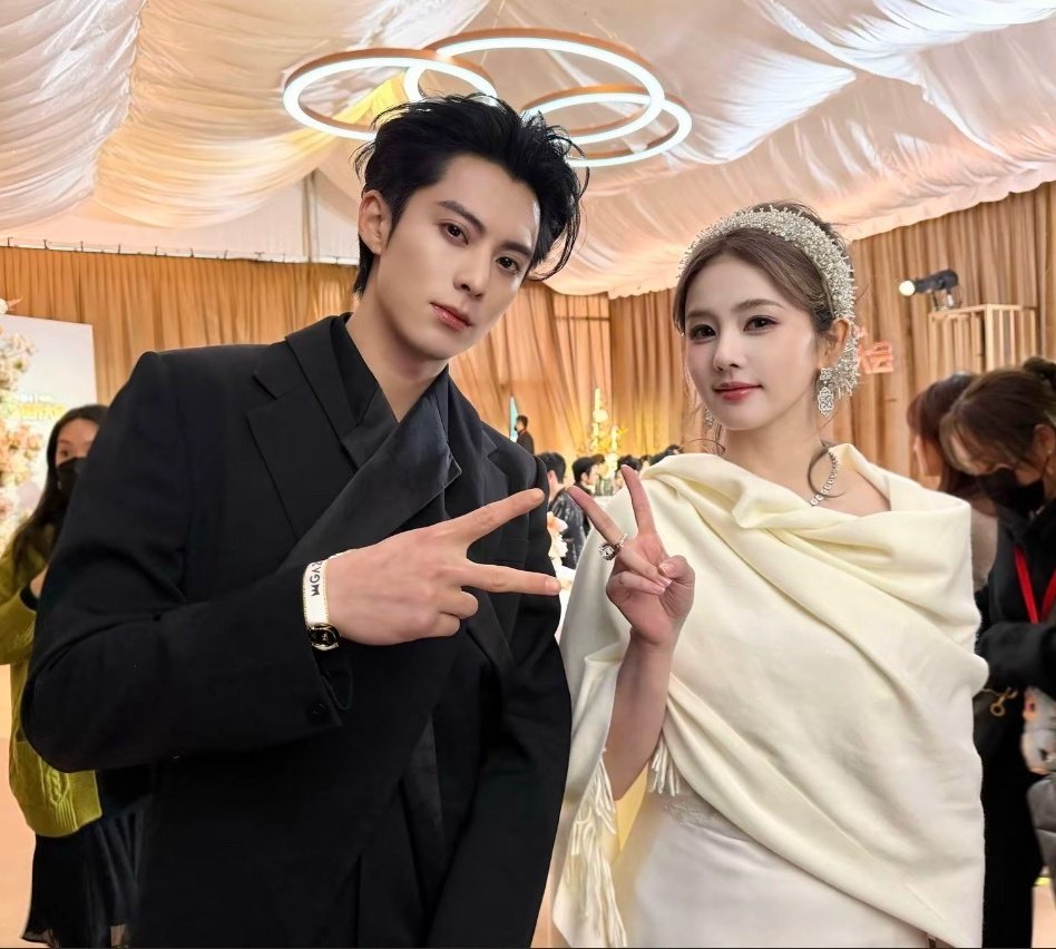 bailuniverse's tweet image. PRETTY PEOPLE WE LOVE YOU