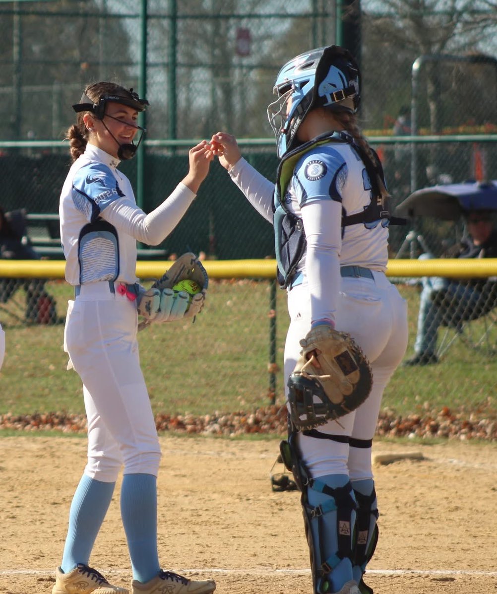 Thanks <a href="/_PeytonRichards/">Peyton Richards 2028</a> 💙 3 games, 8 innings, 17 k’s sounds like a good way to end our fall season 🌀 <a href="/CyclonesNj/">cyclones_softball_nj</a>