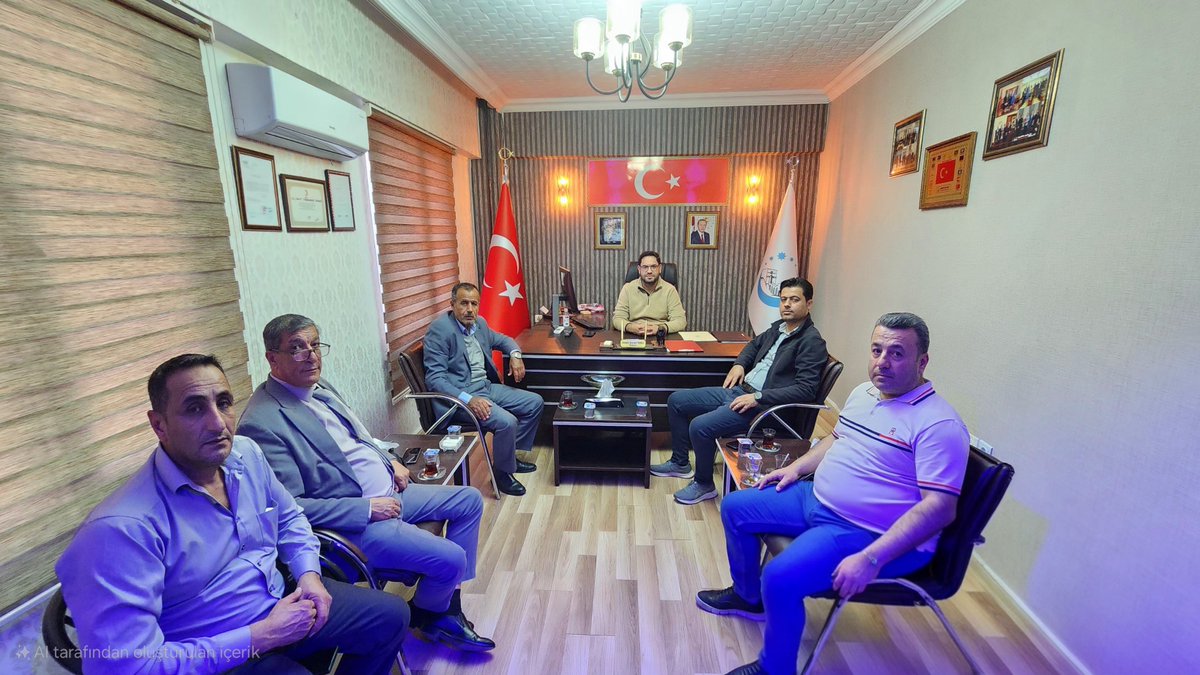 Halep Türkmenler Derneği olarak, dernek başkanımızın ev sahipliğinde Türkmen Ajansı Genel Yayın Yönetmeni Hüseyin Bozan ve İbrahim Bozan’ın kıymetli babası Faraj Bozan’ı misafir etmekten büyük bir memnuniyet duyduk. Nazik ziyaretlerinden dolayı kendilerine teşekkür ediyor,