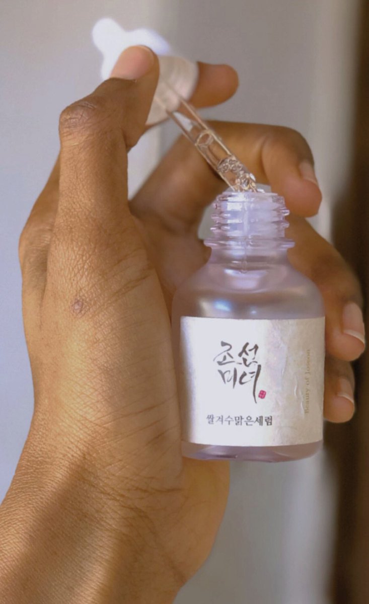 juːˈniːk tweet media