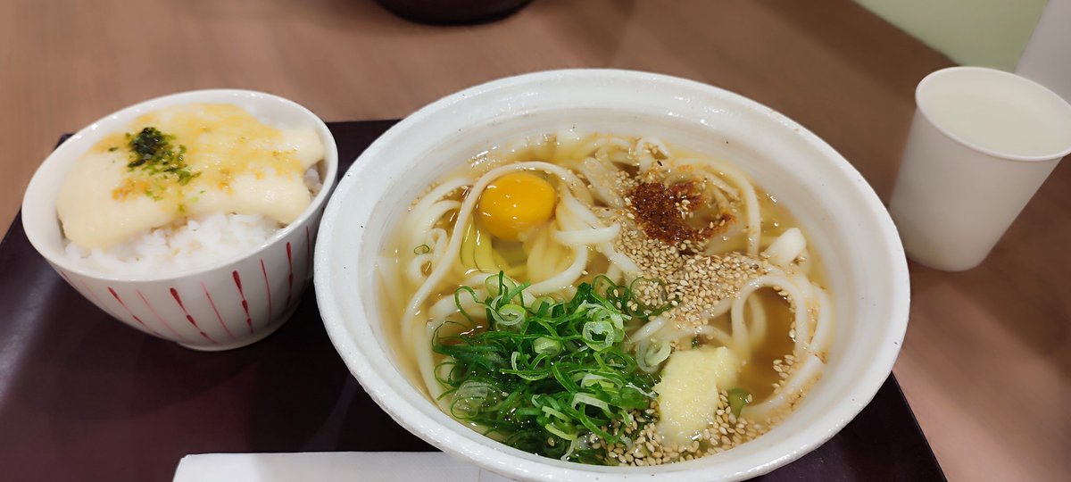 夜も、うどん🤣

やっとガンダムが居るSA😅