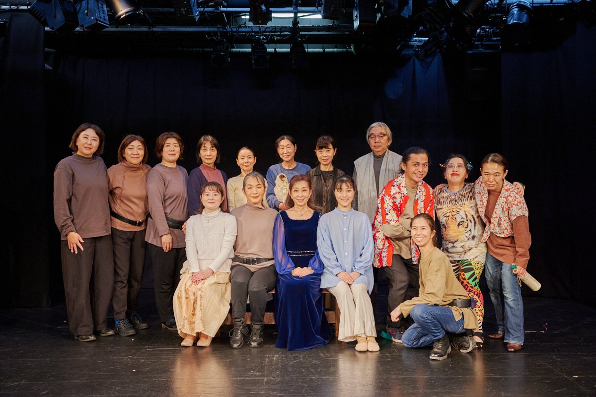 megurocommunit1's tweet photo. 「ペリクリーズ」無事に全4公演終演いたしました。ご来場頂いた皆様、応援してくださった皆様、ありがとうございました。また劇場でお会いできる日まで！
撮影／根本真裕美 https://t.co/2HxQVLKzHa