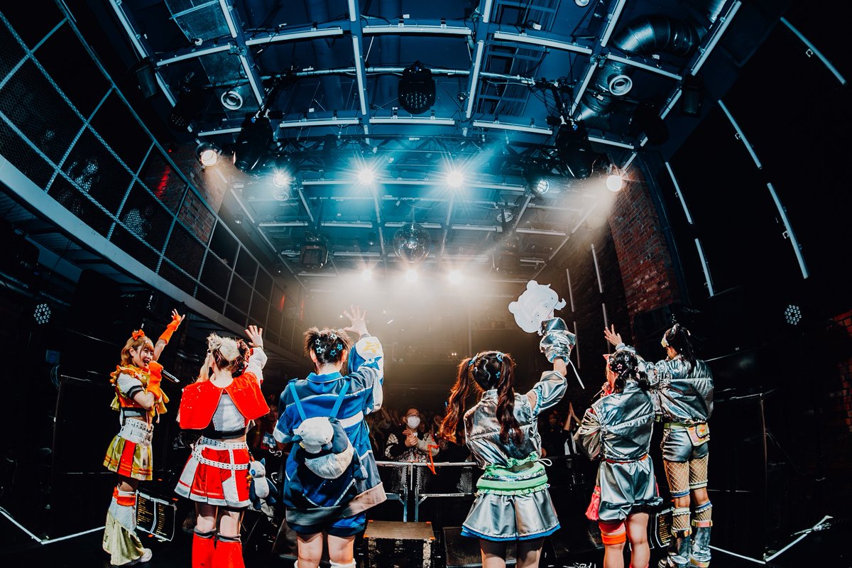 Shinsaibashi_dn's tweet photo. 中野電脳 × OKINI☆PARTY'S

2025.11.03
NEON☆PARTY  #ネオパリ

Thank you!!☺︎

 #電音部  #中野電脳  #オキパリ  #OKINIPARTYS  #ナカパリ  #SPACEODD https://t.co/AOXSmXMJqd