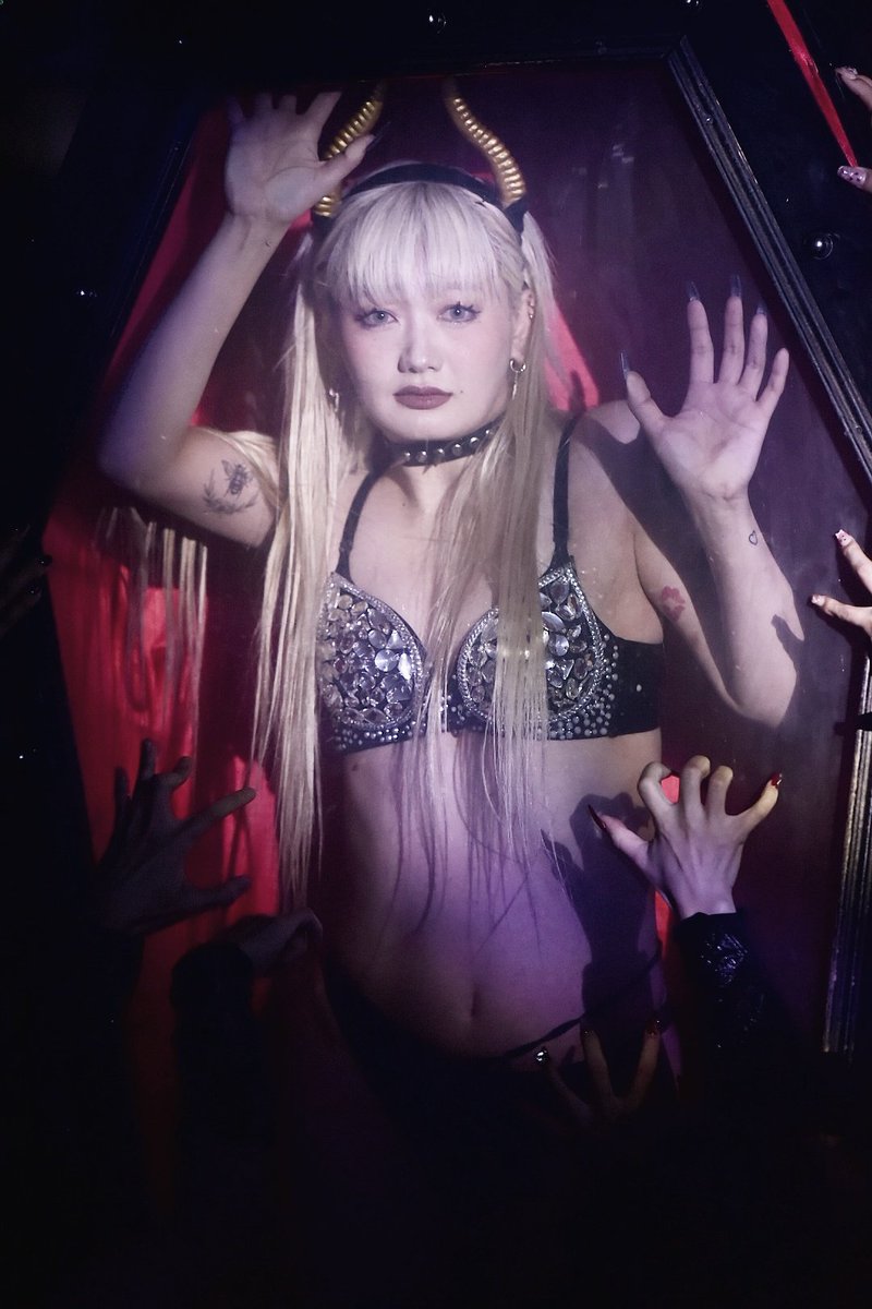 久しぶりにKARENさんの鬼さんが観れて、大満足です。
<a href="/karen_partyon/">🍭🧸KAREN パリオン🧸🌈</a> 
#パリオン