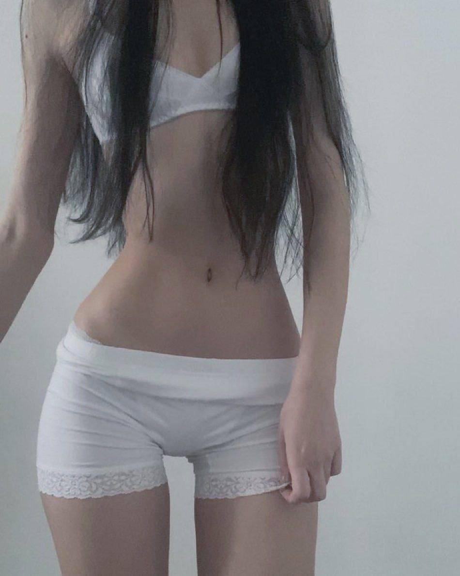 🎀 𝐏𝐞𝐭𝐢𝐭𝐞 𝐈𝐧𝐬𝐩𝐨 🎀 (@petiteinspoo) on Twitter photo 