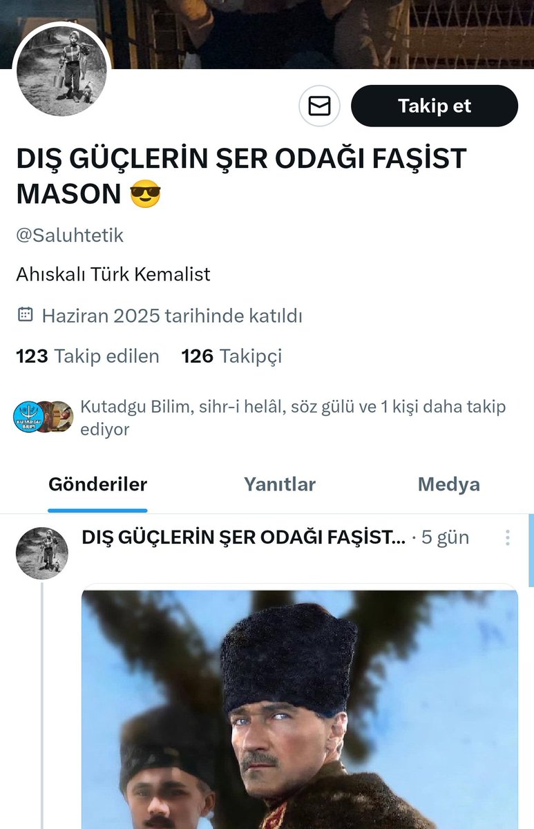Siirnotlarim's tweet photo. @Saluhtetik @HuzeyfeHilmi @TurkishIDF Şaşırtmadı..
Fikri neredeyse ağzı ve sözü orada, ipleri kimin elindeyse onlardan bir medet bir alkış bir kemik.. https://t.co/fvBpXbJ13l