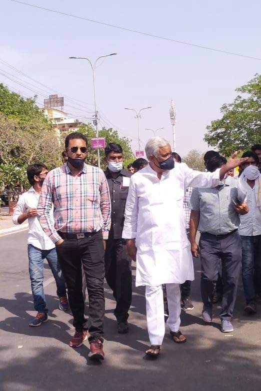 राजनीति विज्ञान में भीड़ से अलग अपनी स्वयं की अवधारणा बनाकर देश में एक विशेष पहचान बनाने वाले ⁦<a href="/DrKirodilalBJP/">Dr. Kirodi Lal Meena</a>⁩ को जन्मदिन की बधाई शुभकामनाएँ