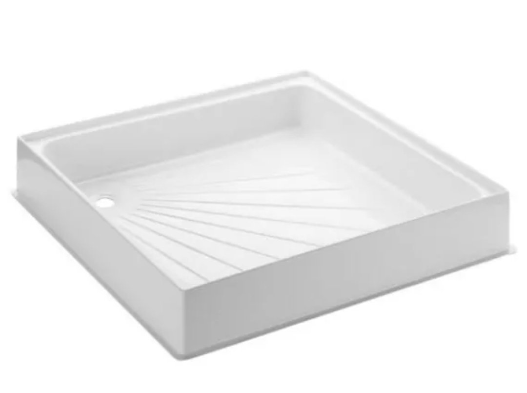 Je fais juste une expérience comme ça, pour voir 
Est-ce que le bac à douche ici présent récoltera plus de likes ou de retweets que la brillante analyste de gauche qu'est Francoise Degois?
Merci à vous