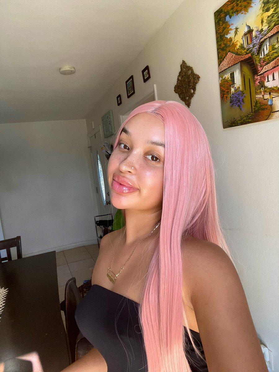 brratx🦋 tweet media