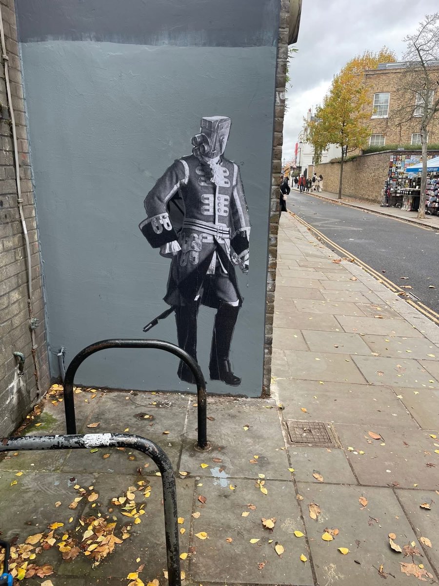 Alex27740737's tweet image. Good to see #codefc  #streetart in #NottingHill
Rather apt considering the farce that is #Digitalid