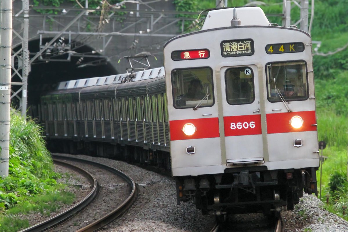 nanofactory1's tweet photo. もはや懐かしい光景になりつつある8606Fの活躍

44Kの終日運用をよく追っかけたものです。 https://t.co/jh1J5hFALx