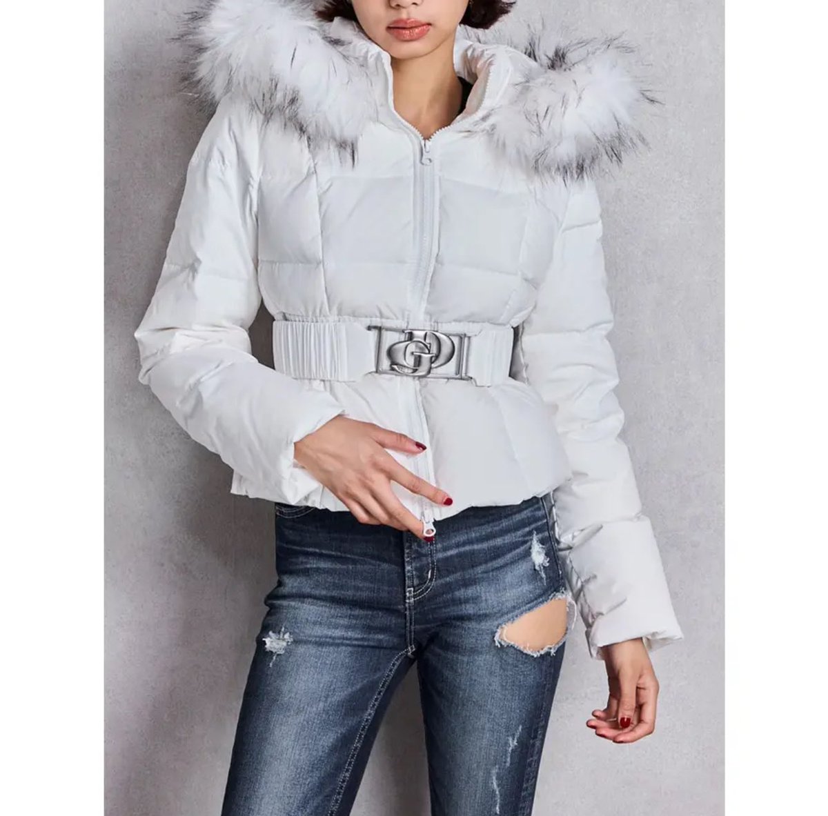 gydaダウンホワイト 2023 GYDA 白 2023 ダウン - メルカリ