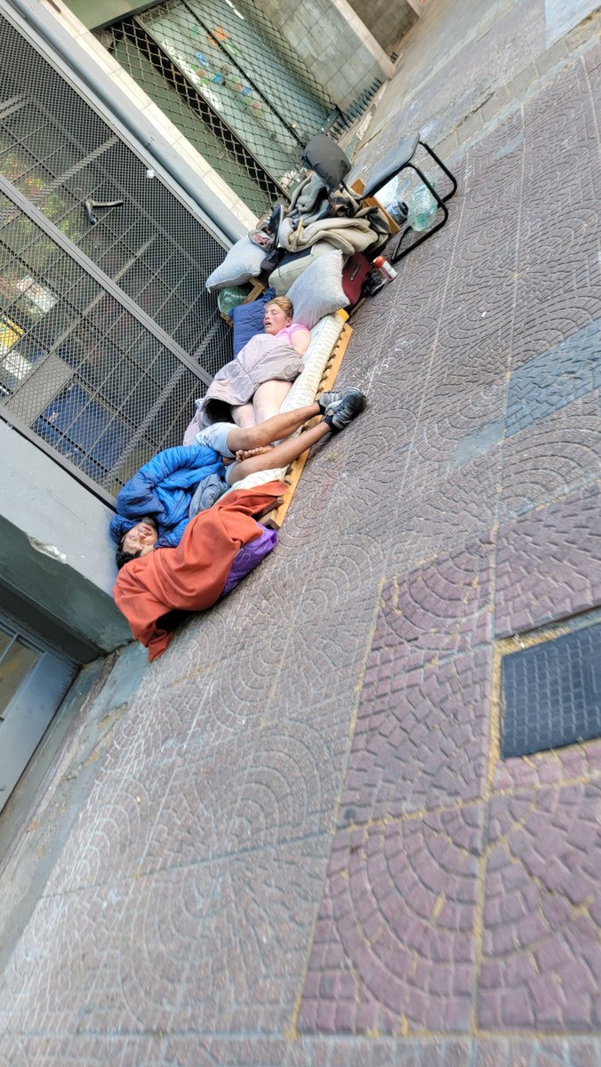 Mathii_Dice's tweet image. #eluruguayposta de mal en peor