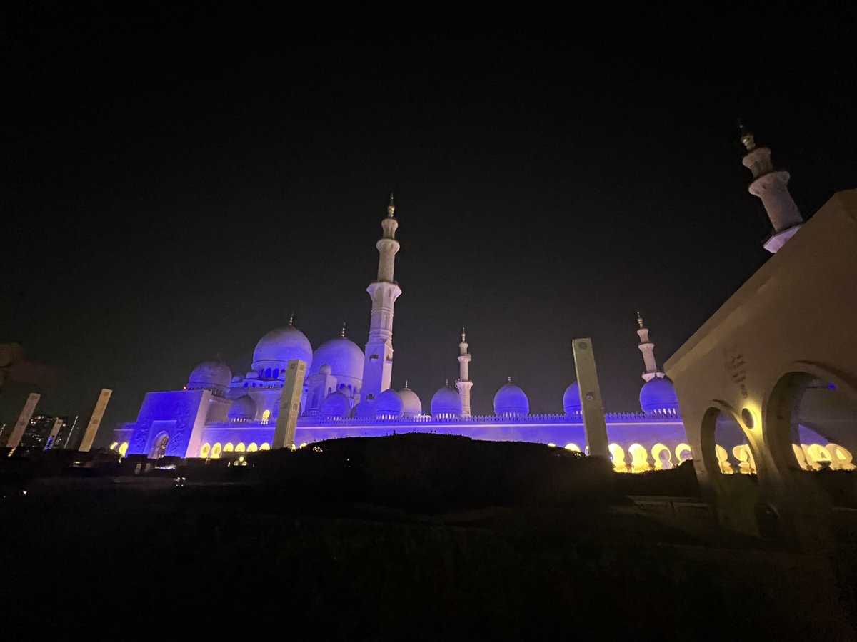 Mutatina16's tweet photo. @SZGMC ABU-DHABI UAE 🇦🇪 https://t.co/koyx68ZAFJ