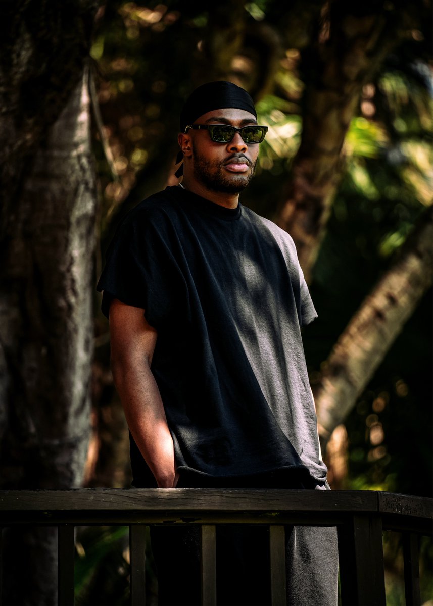 Phonixthecool tweet media