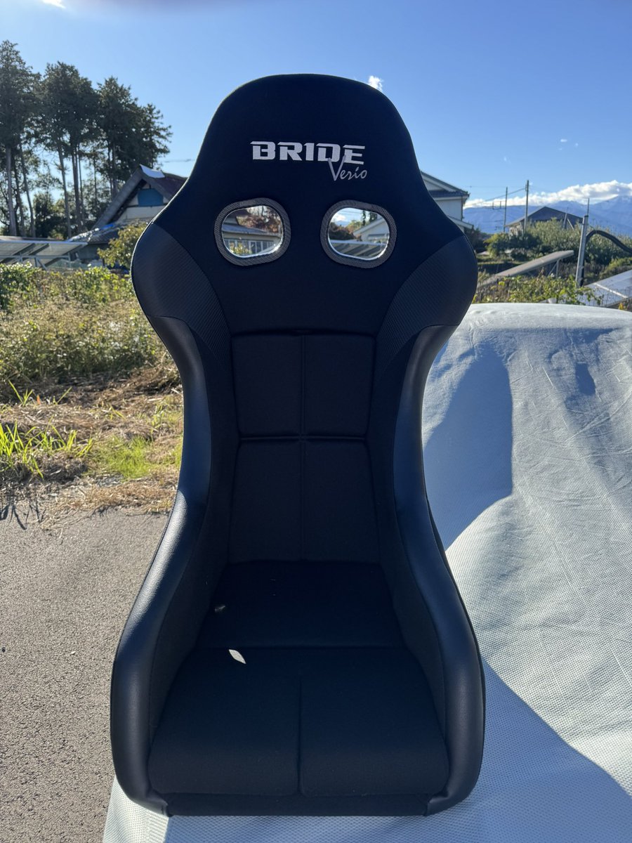 アツキ tweet media