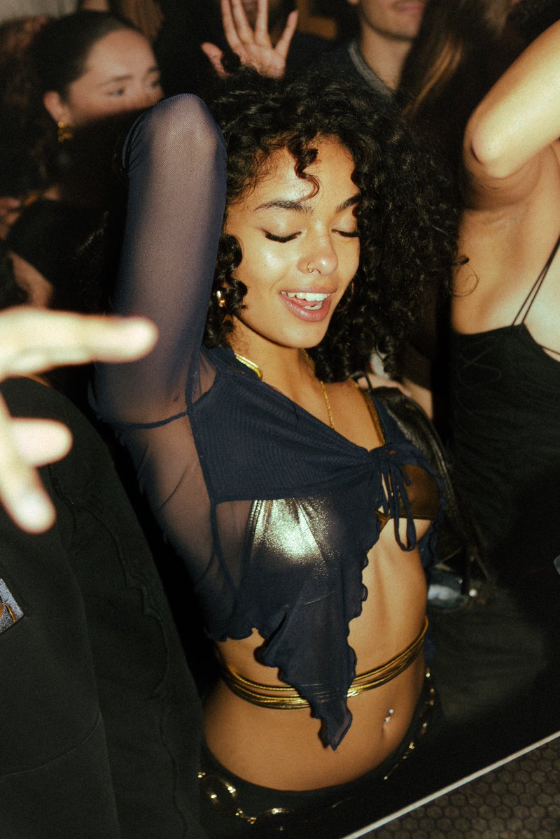 SpinninDeep's tweet image. Here’s what went down at our Spinnin’ Deep ADE Special. 💛
Swipe through the moments and feel the vibe all over again.
#Spinnin #SpinninDeep #ADE #AmsterdamDanceEvent