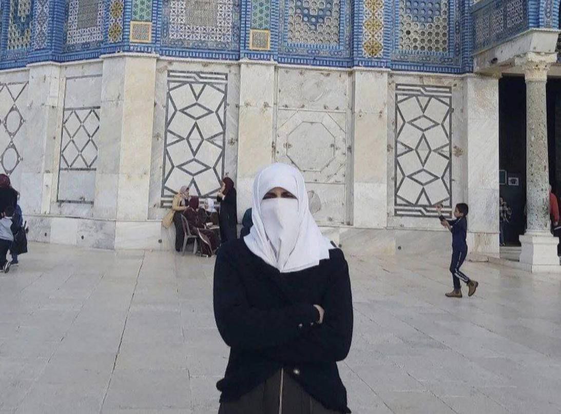 ⚡️ Palestinian sources: 

Israeli army kidnapped Mrs. Iatizaz Judallah and Dr. Manal al-Hajj Hamad Badrasawi, a lecturer at Najah University, after raiding their homes in the city of Nablus, West Bank at dawn today.