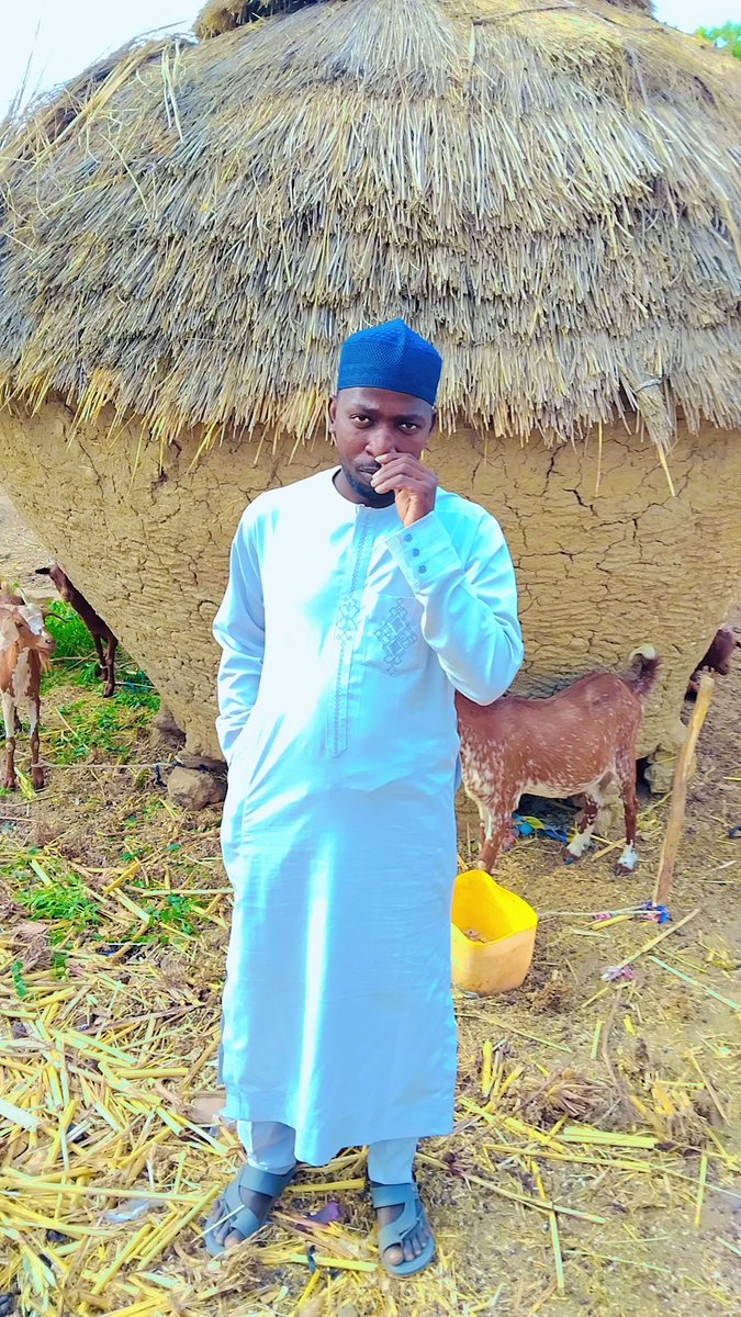 Dexology01's tweet photo. Whoever chose Asiwajo in 2023 out of personal interest without giving him proper expectation.

May almighty Allah deal with them accordingly.

©️ @Dexology01 https://t.co/QHlP8AvEhg