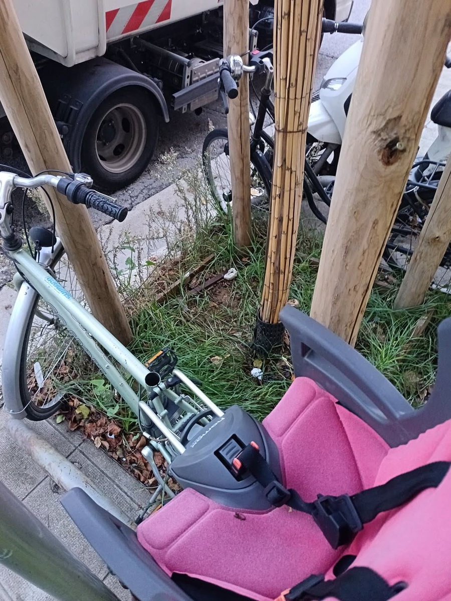 Signalement #AlloMairies créé le 02/11/2025 et  clôturée le 03/11/2025.
Merci <a href="/MetropoleNCA/">Métropole Nice Côte d'Azur</a> <a href="/VilledeNice/">Ville de Nice</a> et les services concernés pour la rapidité et le bon travail sur Cessole  🙏