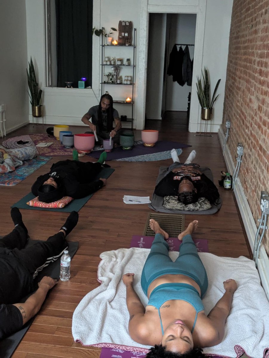 leonwizwhite's tweet image. ✨ Deep gratitude to everyone who came today.
Your presence and your healing mattered. 💫
– Leon WiZdom White

#SoundBathHealing #CoZmicInnerG #RaiseYourVibration #HealingJourney #NervousSystemReset #EnergyAlignment