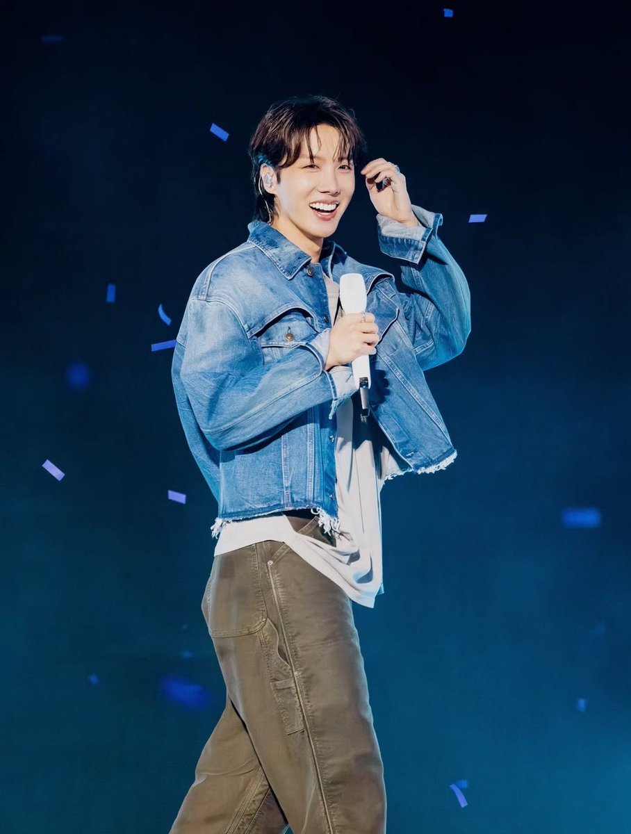 I vote for #jhope at #2025MAMAVOTE