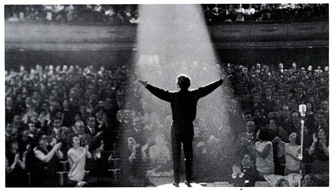 Hoy se cumplen 60 años del primer concierto de <a href="/RAPHAELartista/">𝗥𝗔𝗣𝗛𝗔𝗘𝗟</a> en el <a href="/TeatroZarzuela/">TeatrodelaZarzuela</a> de Madrid. Un hito histórico para la música moderna cantada en español y donde por primera vez el público se sentó para escuchar a un cantante. Enhorabuena #Raphael