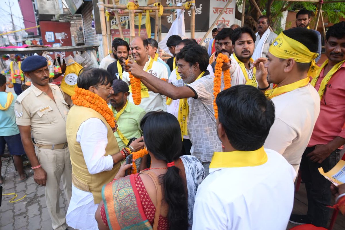 bittusingh060's tweet photo. मैंने जनता से वादा किया — दीघा के हर वार्ड की समस्या का समाधान मेरी पहली प्राथमिकता होगी।
यह सिर्फ चुनाव नहीं, दीघा के बदलाव की लड़ाई है। https://t.co/pWykfTsEC2