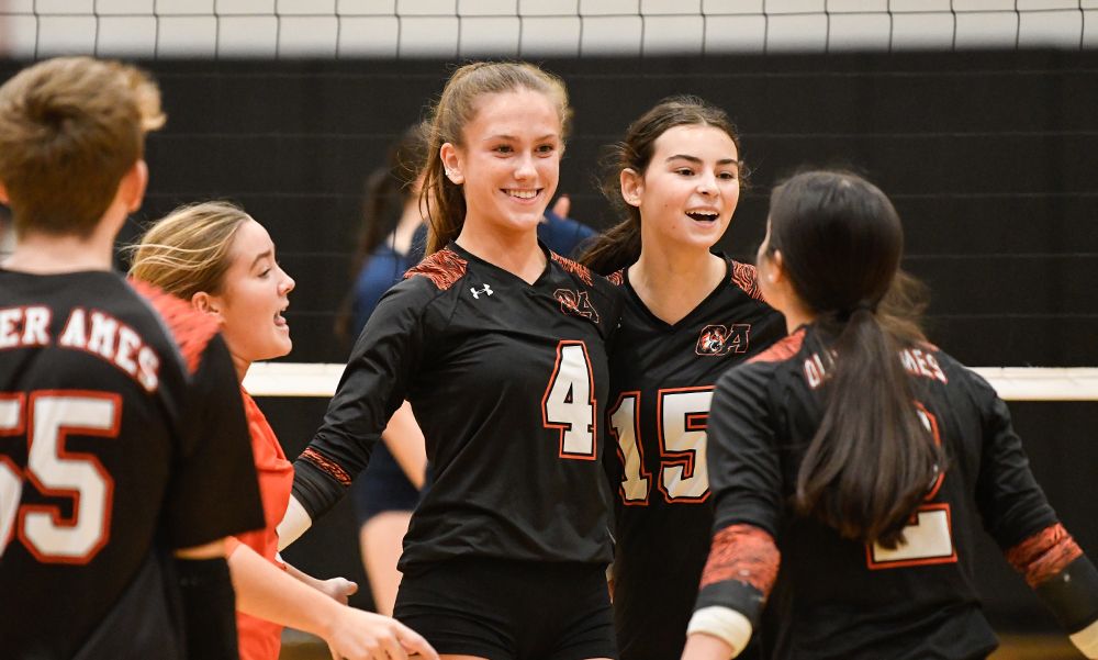 RECAP: Oliver Ames Cruises Past Archies and Back to Sweet Sixteen - buff.ly/KGdHmHp #hockomock via <a href="/Josh_Perry10/">Josh Perry</a>