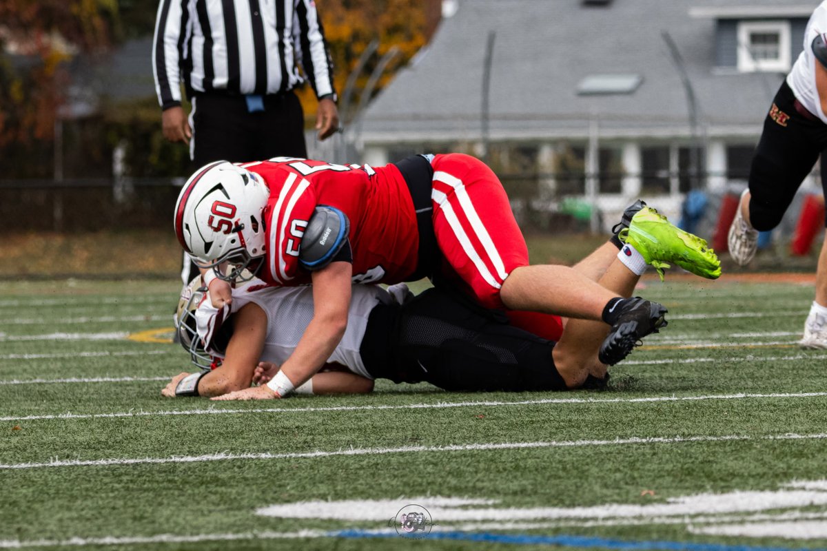 Great TEAM effort vs Hillsborough. #trenches We kept <a href="/SayvienAdams/">Sayvien Adams</a> upright and he &amp; <a href="/8kmikey_/">Michael McQueen</a> did their  thing. <a href="/JameerBellamy/">Jameer Bellamy 🏃🏽💨</a> with over 100 yards and over 180 yards as a crew. D w/ their 2nd straight shutout. Locked in for Twp this week! <a href="/CoachLucas74/">Coach Garrett Lucas</a> <a href="/CoachHarris56/">Dan Harris</a> <a href="/ScoutNickP/">Coach Nick Pennisi</a>