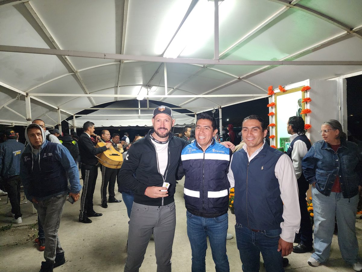 Jacobcristian's tweet photo. El dia de hoy conmemoramos al santo patrono de nuestros amigos del servicio de aseo publico de @ZapopanGob ,  sindicato zapopan trabaja !! https://t.co/DRCTTUaCiT