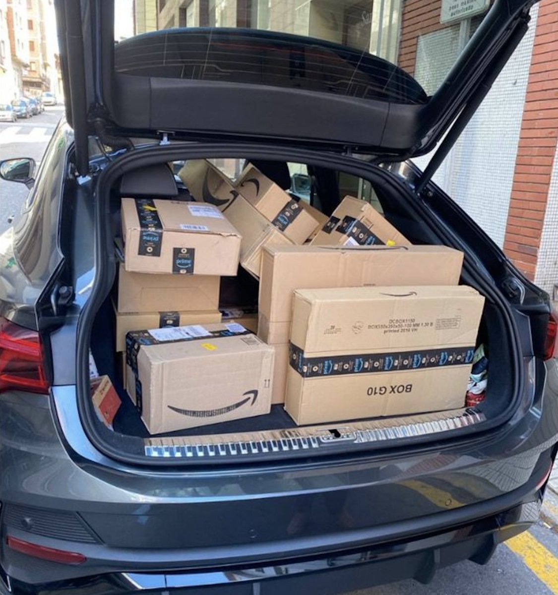 ChatGPT + Amazon = FREE items

This method works in all countries

Just follow these 3 simple steps ↓