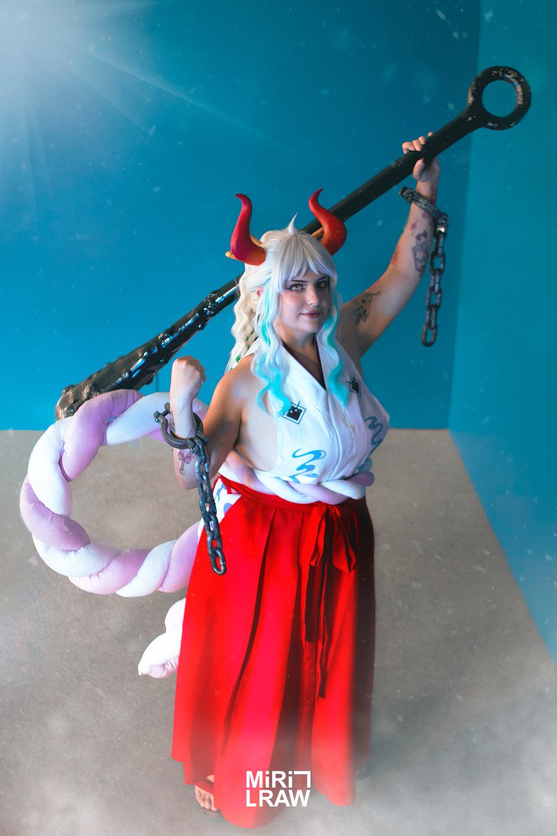 👹🏮 SON OF KAIDO 🏮👹

Por fin puedo subir las fotitos del Yamato!! La fotógrafa es @/miriraw_photo en IG y es una máquina 100% recomendada para vuestras fotos de cusplis 🫶🏻

#ONEPIECE #Cosplay