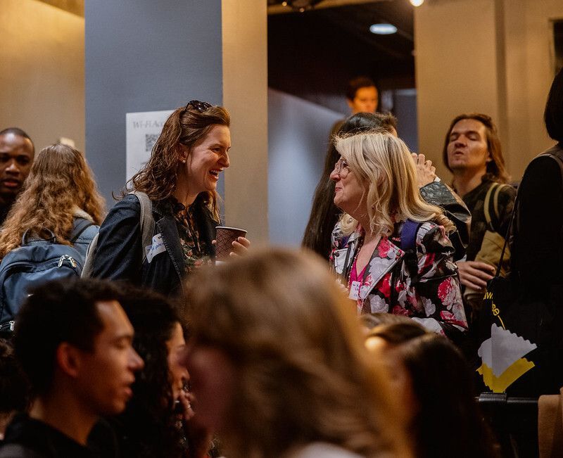 NewYork_CM's tweet image. We loved seeing you make new connections at our October event! 
📸 by Nelson Luna #CMNYC #CMsoft