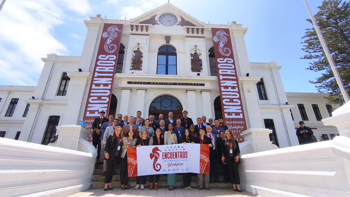 museomaritimo21's tweet photo. En Valparaíso, Chile compartimos días de aprendizaje en el Workshop "Encuentros" junto a museos marítimos de 11 países.  
Un espacio de diálogo, ideas y colaboración. Regresamos con ideas y con la emoción de seguir construyendo juntos una memora marítima viva y compartida. https://t.co/SGldtKOU0G