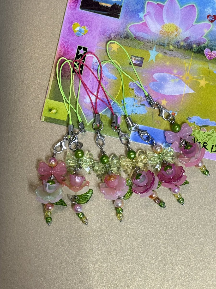 sonnetnco's tweet image. giveaway 🪷  *:･ﾟ✧ เล่มไหนให้ทายค่ะ 👀