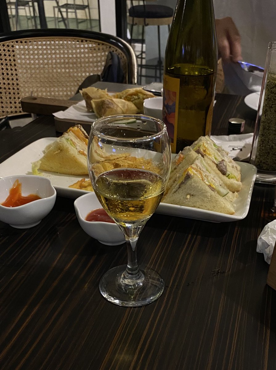 LessSu9ar's tweet image. Gak nyangka bakal mampir lagi ke Ambon 🙌