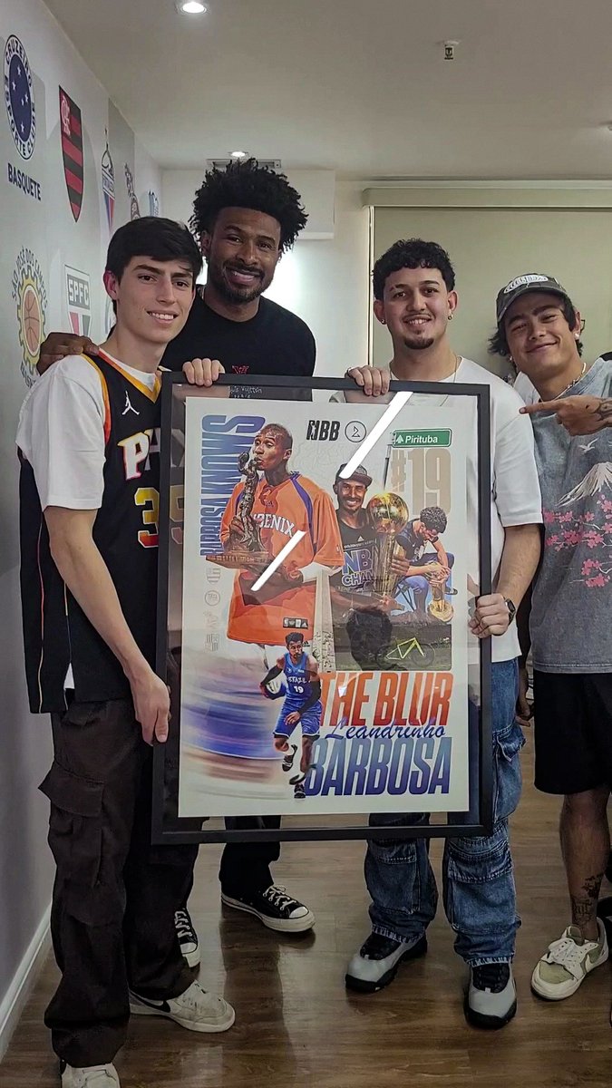 sant__ps's tweet image. 🏀🖼️ Todos os quadros que já fiz para o @NBB 🖼️🏀

Giannis Antetokounmpo, Leandrinho Barbosa, e mais!

Se liga ai no fio 🧶