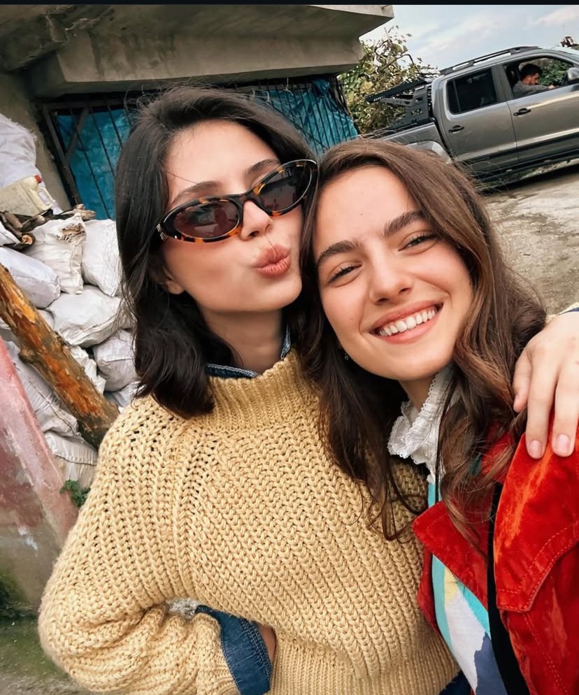 Furtunacuk &amp;                   Çeyrek mafia &amp;                   
doktor bey                            Doktor hanım