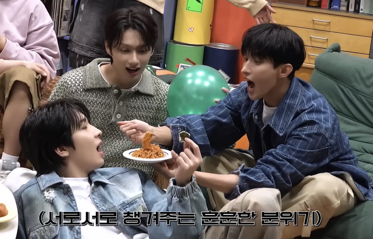 moontomeetyou's tweet photo. wonhuikyeom 🐱🐱🐶🤍 https://t.co/zYBa96nm7n