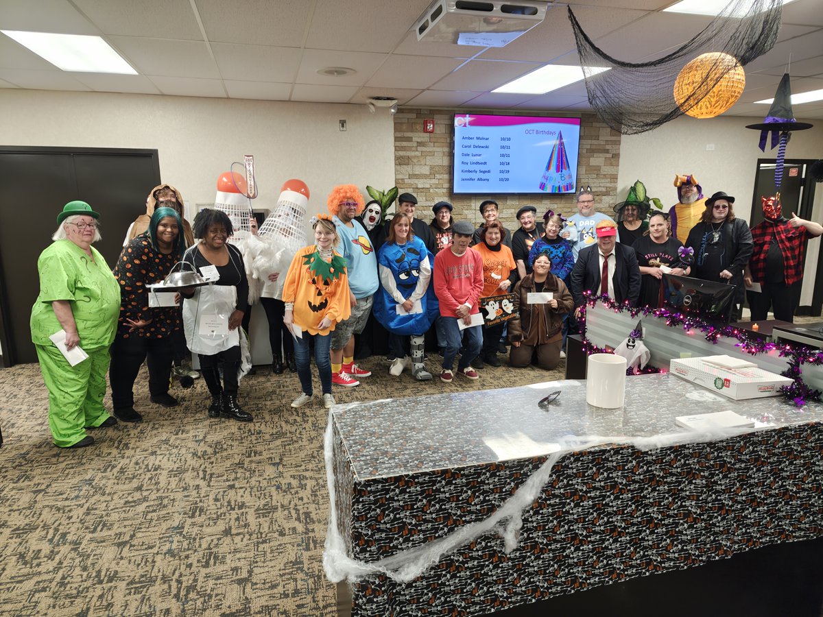 CT_Logistics_'s tweet photo. CT wishes everyone a safe &amp; happy Halloween! https://t.co/qxXpTIo0yh