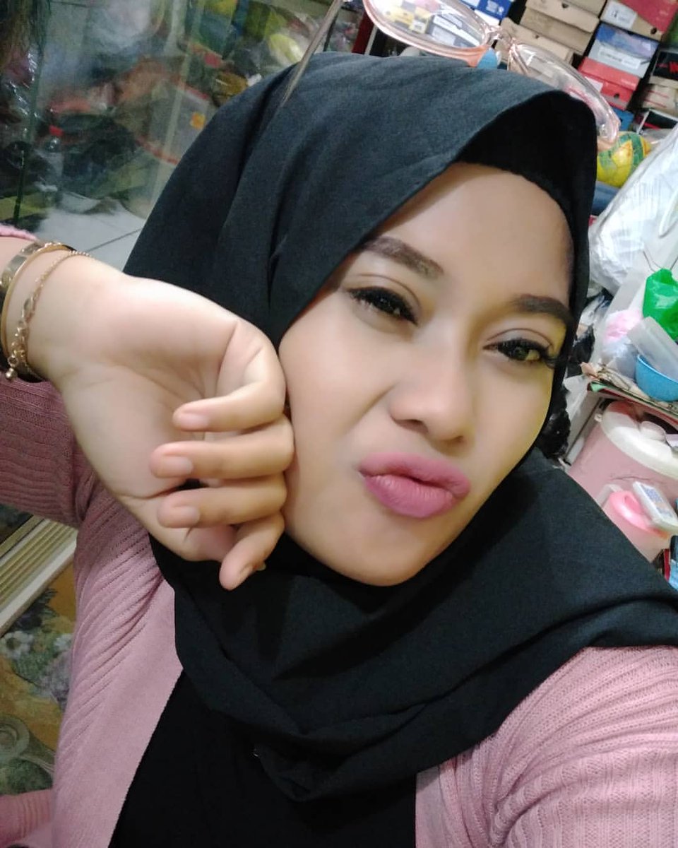 Bunda Merlina tweet media